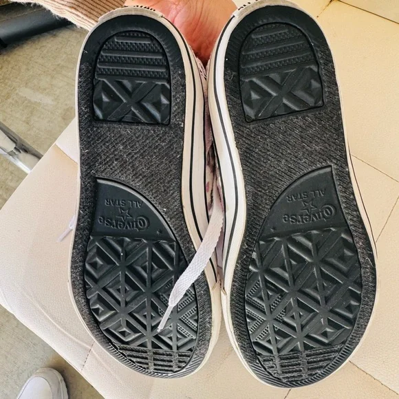 Converse Kids High-Top Sneakers - Pink Floral - Picture 4 of 6